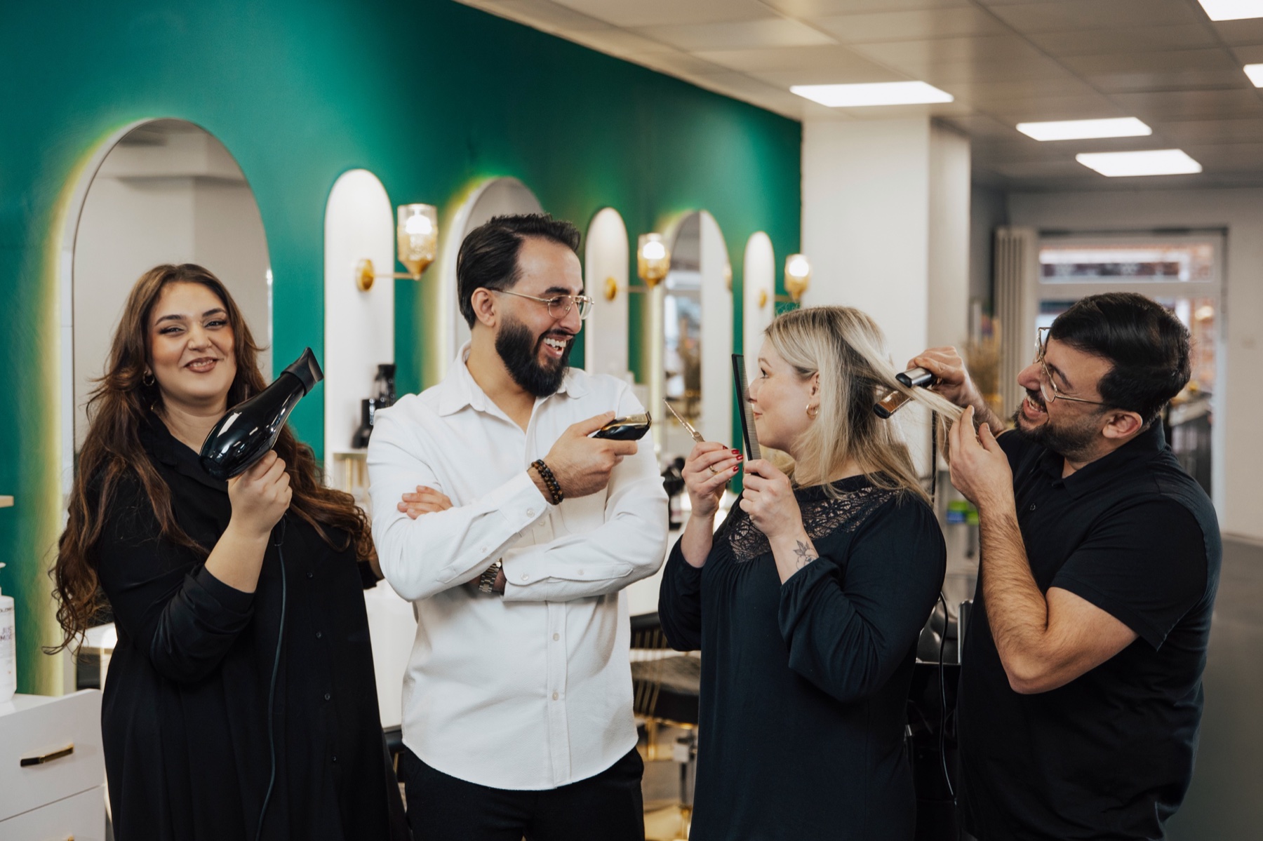 Team von Diamond Hair & Beauty, Friseursalon in Lüneburg